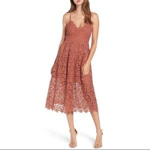 ASTR the label lace midi dress